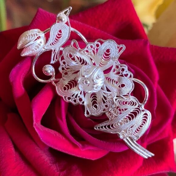 STERLING SILVER 925 FILIGREE FLORAL GORGEOUS PIN​​ - Picture 1 of 7